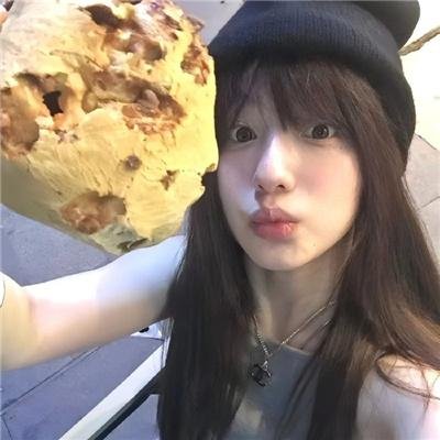 黎明时分的年轻人们