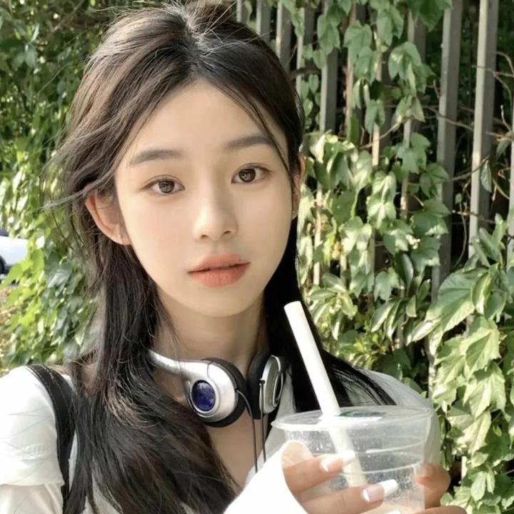 闪婚豪门这个女人她好香